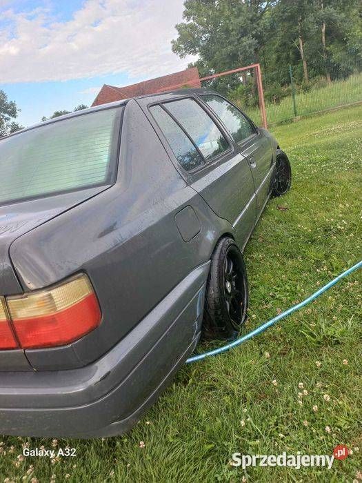 Używany 1992 VW Vento Sedan/Limuzyna | 3000 zł - Obraz 1/4