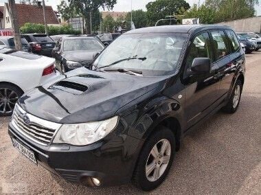 Czarny Używany 2009 Subaru Forester SUV | 34 900 zł - Obraz 1/4