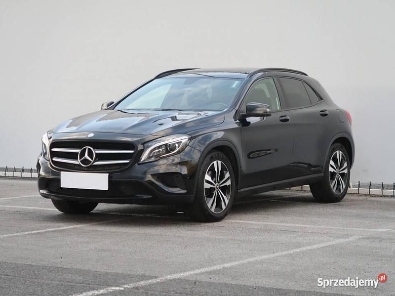 Używany Mercedes GLA220 170 KM (125 kW) 2014 Szary SUV