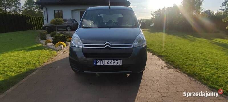 Używany 2018 Citroën Berlingo Minivan | 38 000 zł - Obraz 1/4
