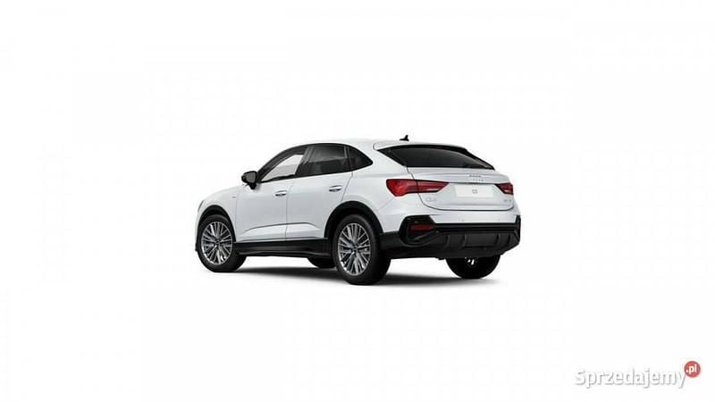 Używany Audi Q3 Sportback Ambiente 150 KM (110 kW) 2023 Biały SUV