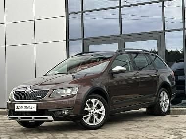Używany Skoda Octavia 184 KM (135 kW) 2015 Brązowy Kombi