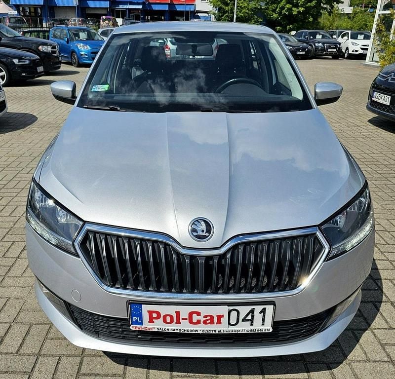 Używany Skoda Fabia 95 KM (69 kW) 2019 Srebrny (metalik) Kombi