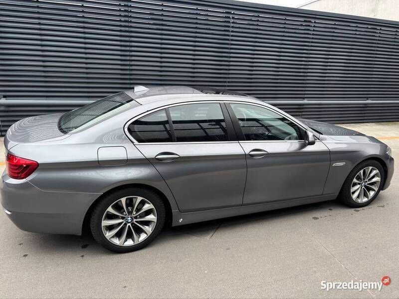 Srebrny Używany 2016 BMW 528 Sedan/Limuzyna | 54 000 zł (Drogi) - Obraz 1/4