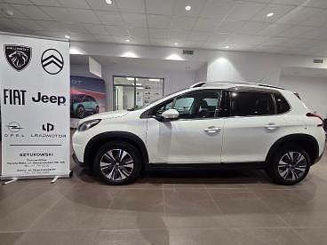 Używany Peugeot 2008 Allure 110 KM (80 kW) 2018 Biały SUV