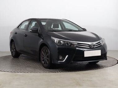 Czarny Używany 2015 Toyota Corolla Sedan/Limuzyna | 44 999 zł (Uczciwa cena) - Obraz 1/4