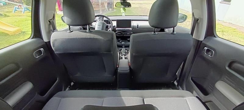 Używany Citroën C4 Cactus 2018 Czarny Hatchback