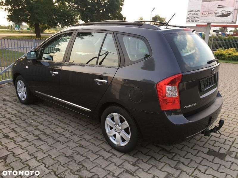 Sprzedany Kia Carens III, używany 2006, km 192 000 w