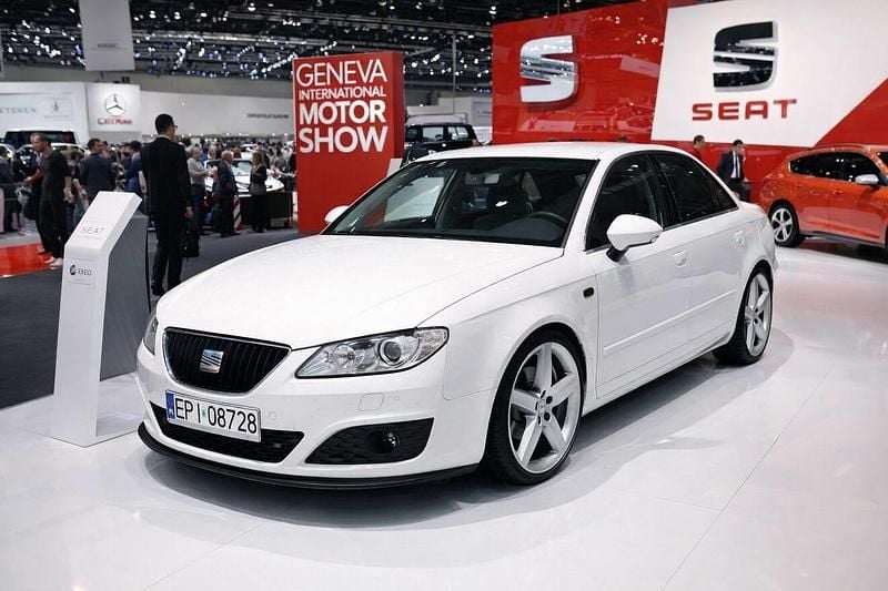Biały Używany 2010 Seat Exeo Sport Sedan/Limuzyna | 27 700 zł (Uczciwa cena) - Obraz 1/4
