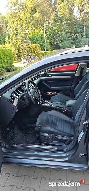 Używany 2017 VW Passat | 78 500 zł (Drogi) - Obraz 1/4
