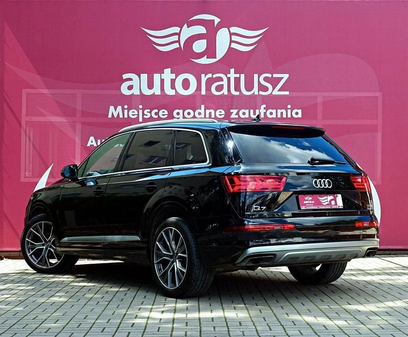 Używany Audi Q7 Premium 252 KM (185 kW) 2018 Czarny SUV