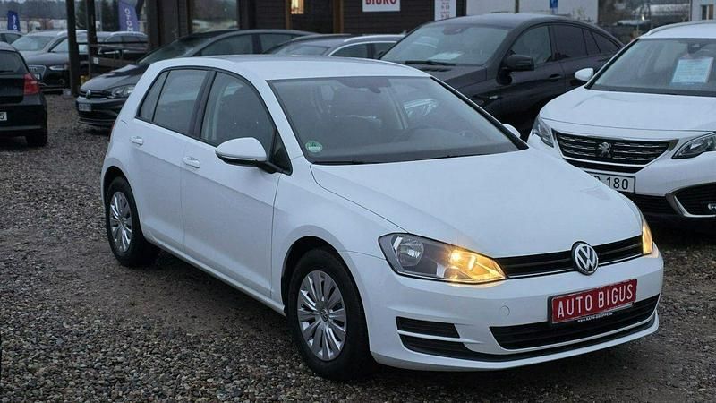 Używany VW Golf VII 86 KM (63 kW) 2014 Biały Hatchback