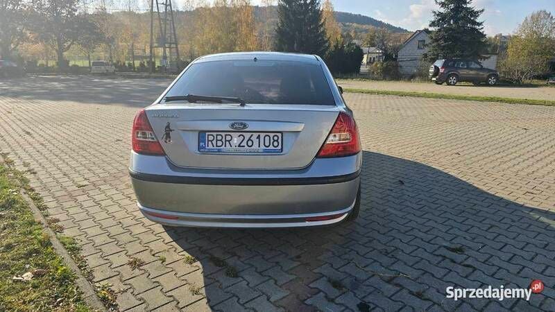 Srebrny Używany 2007 Ford Mondeo Hatchback | 3800 zł (Super Cena) - Obraz 1/4