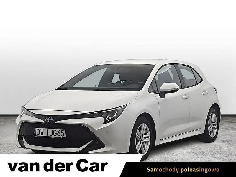 Używany Toyota Corolla 98 KM (72 kW) 2022 Biały Hatchback
