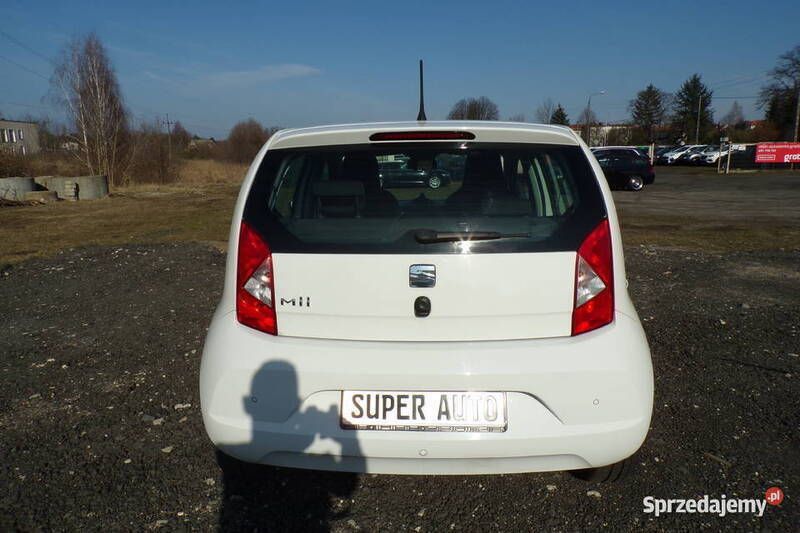 Używany Seat Mii 60 KM (44 kW) 2018 Biały Hatchback