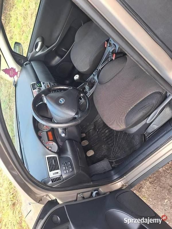 Używany Fiat Stilo 2006 Beżowy Kombi