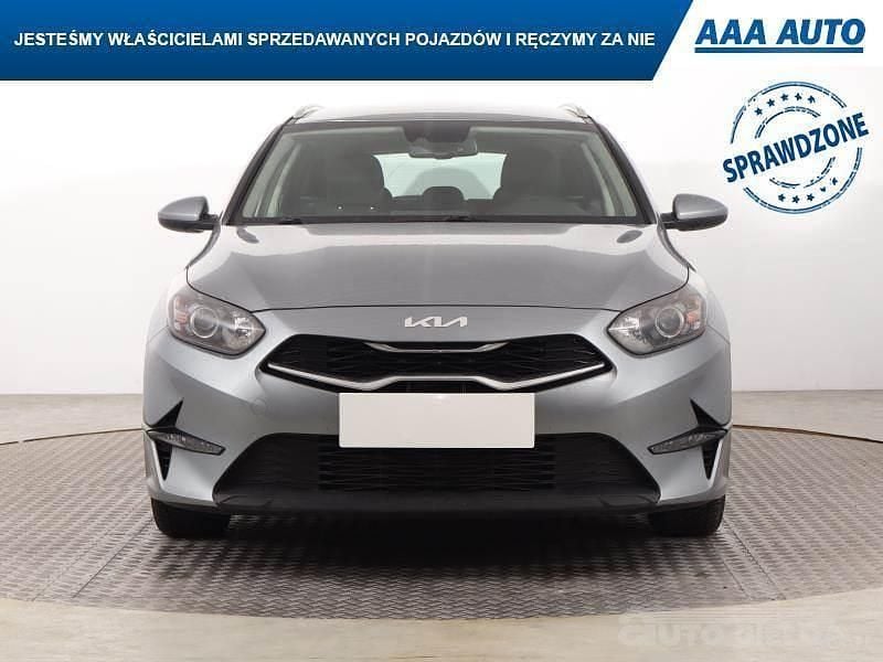 Używany Kia Ceed 2022 Szary Hatchback