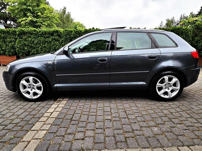 Używany Audi A3 115 KM (84 kW) 2005 Szary (metalik) Hatchback
