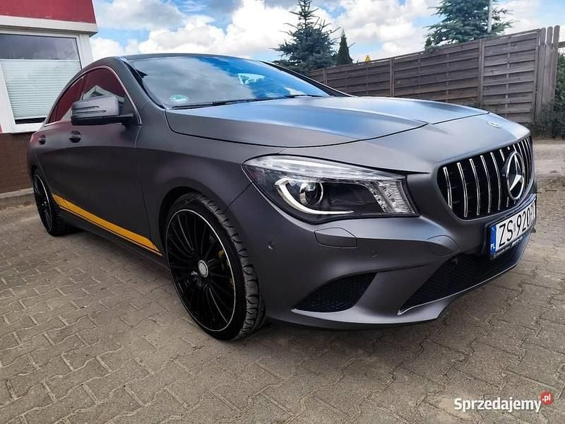 Używany Mercedes CLA200 156 KM (114 kW) 2014 Grafitowy Coupe