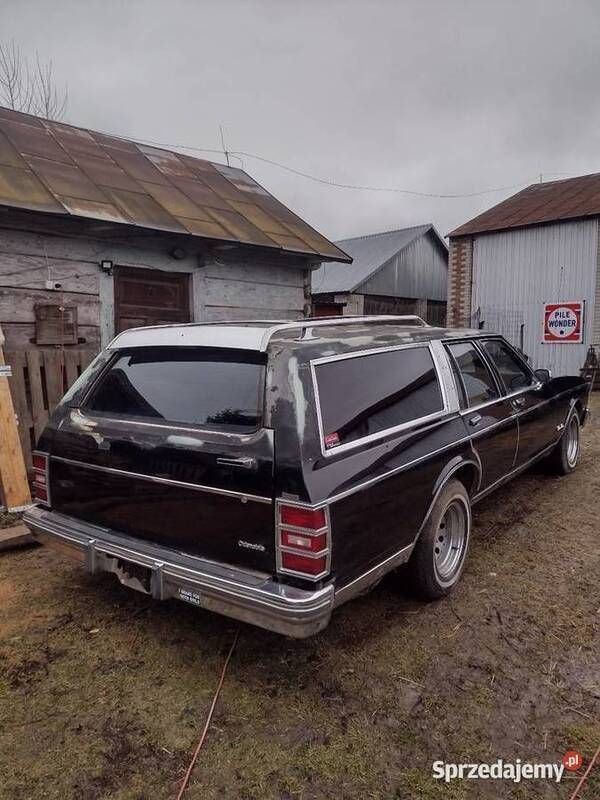 Używany 1989 Oldsmobile Cutlass | 29 000 zł - Obraz 1/4