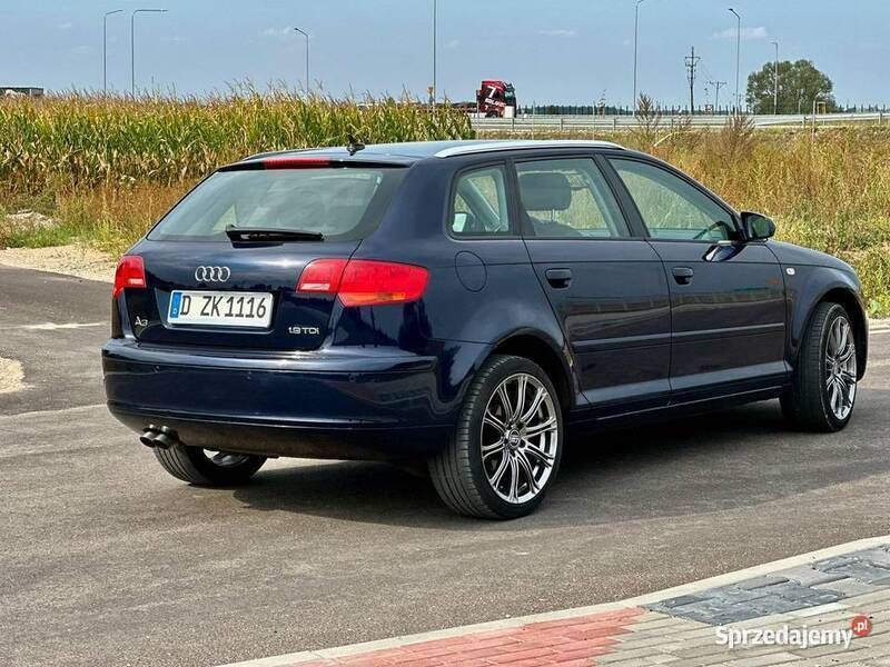 Granatowy Używany 2007 Audi A3 Sportback Sedan/Limuzyna | 19 900 zł (Uczciwa cena) - Obraz 1/4