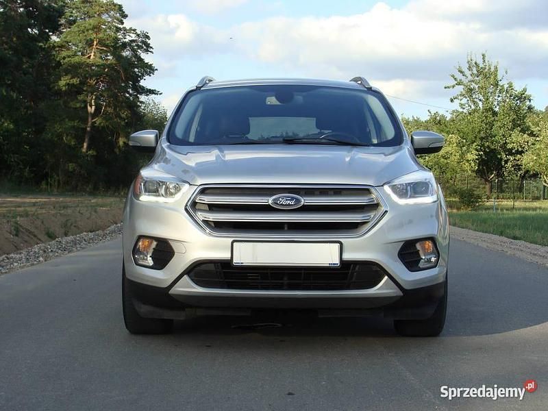 Używany Ford Kuga Titanium 2017 Srebrny SUV