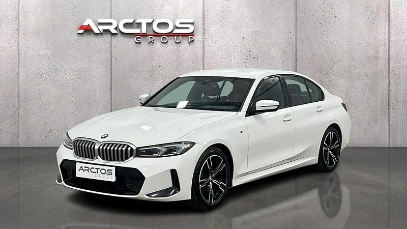 Biały Używany 2023 BMW 318 M Sport Sedan/Limuzyna | 149 900 zł (Drogi) - Obraz 1/4