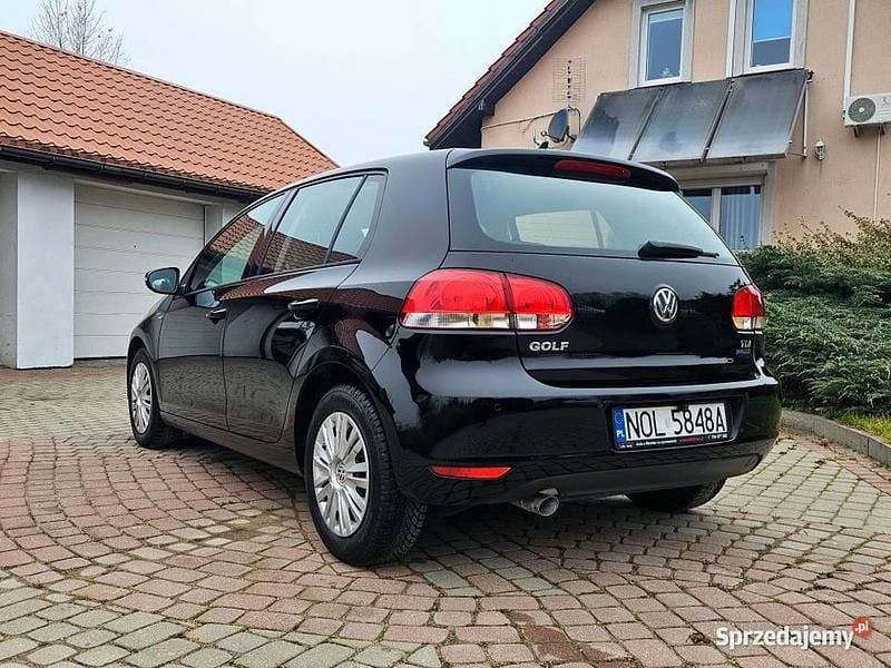 Czarny Używany 2012 VW Golf VI Match Hatchback | 27 400 zł (Dość drogi) - Obraz 1/4