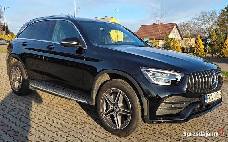 Używany Mercedes GLC300 258 KM (189 kW) 2021