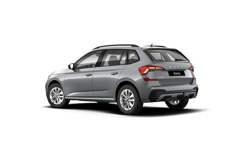 Nowe Skoda Kamiq Drive 110 KM (80 kW) 2026 Srebrny smokey diamond metalizowany SUV