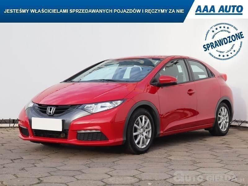 Używany Honda Civic 2012 Czerwony