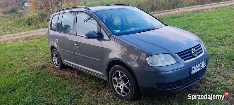 Używany VW Touran 2004 Grafitowy Minivan