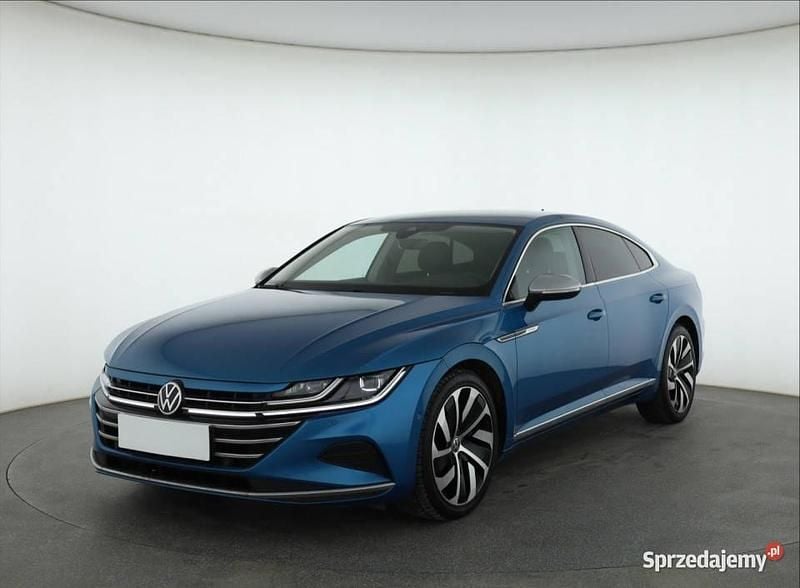 Używany VW Arteon 2021 Niebieski Sedan/Limuzyna