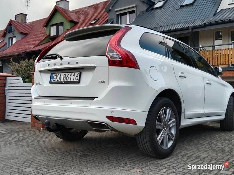Używany Volvo XC60 2015 Biały SUV