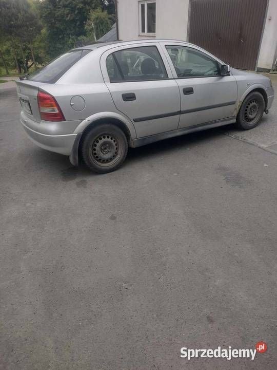 Srebrny Używany 2004 Opel Astra Hatchback | 6000 zł (Dobra cena) - Obraz 1/2