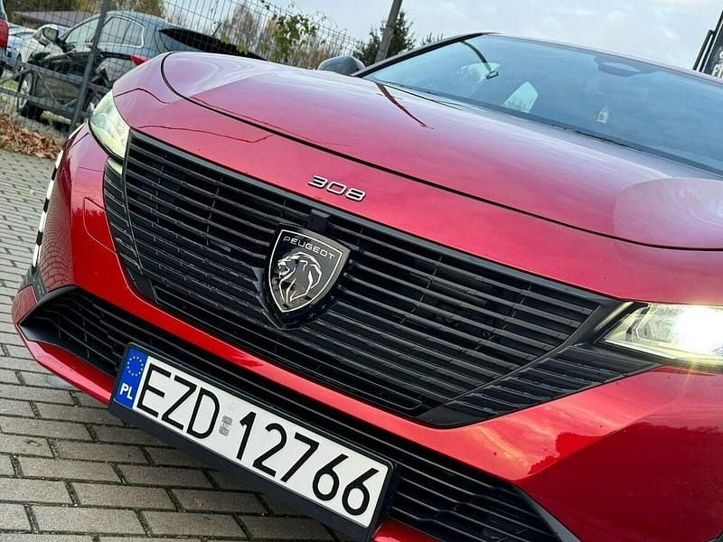 Używany Peugeot 308 131 KM (96 kW) 2022 Czerwony Hatchback