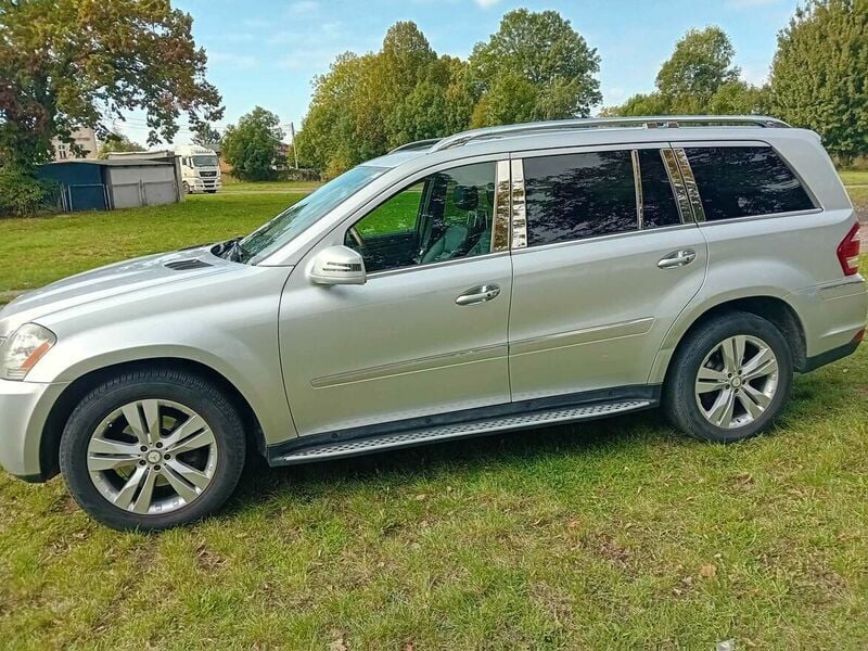 Używany Mercedes GL450 2012 Srebrny SUV