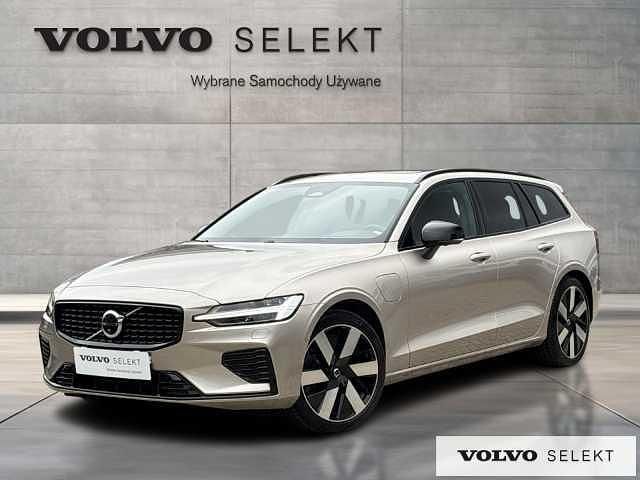 Szary Używany 2025 Volvo V60 Kombi | 219 900 zł - Obraz 1/3