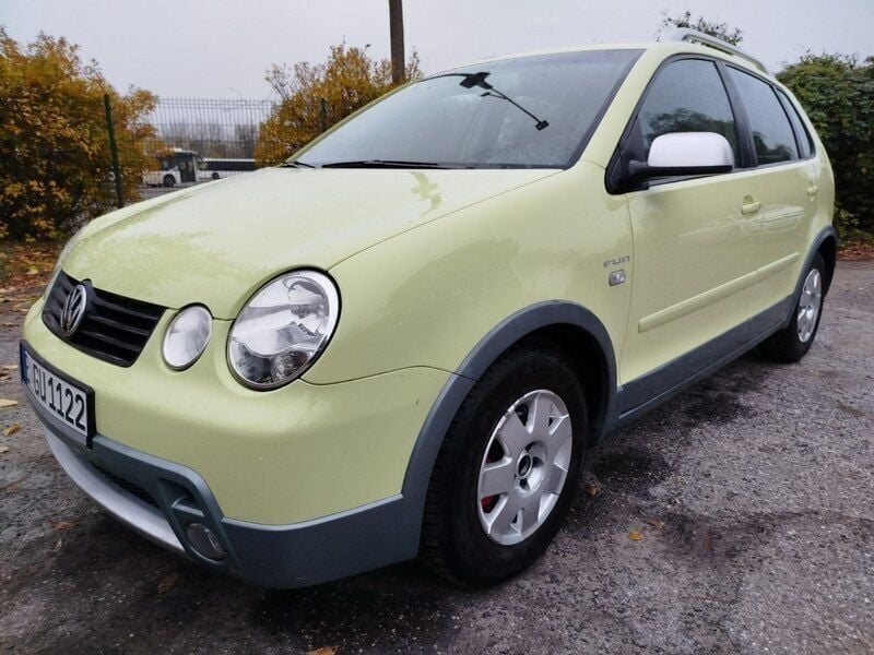 Żółty Używany 2004 VW Polo Hatchback | 4500 zł - Obraz 1/4