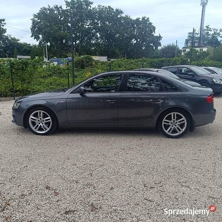Używany 2012 Audi A4 S-Line | 40 900 zł (Uczciwa cena) - Obraz 1/4