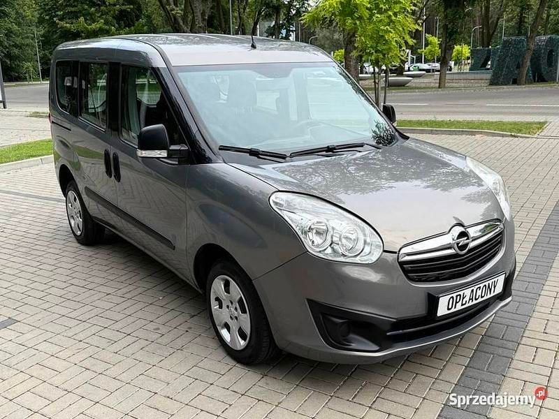 Szary Używany 2012 Opel Combo Minivan | 24 900 zł (Dość drogi) - Obraz 1/4