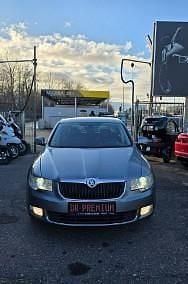 Używany Skoda Superb 160 KM (117 kW) 2010 Szary Sedan/Limuzyna