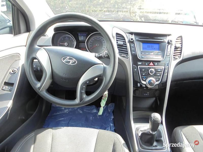 Używany Hyundai i30 Trend 110 KM (80 kW) 2016