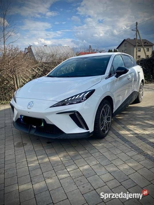 Używany MG MG4 EV Luxury 2023 Hatchback