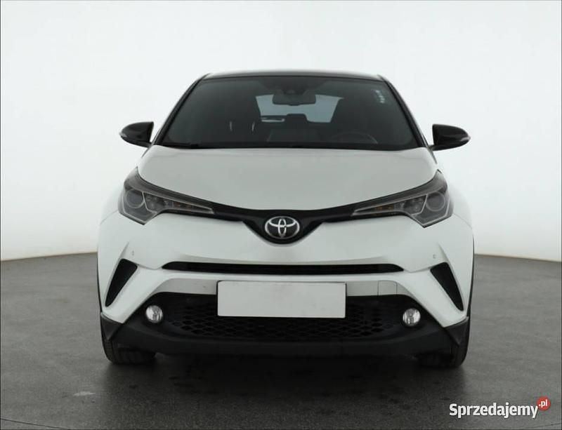 Biały Używany 2018 Toyota C-HR SUV | 67 999 zł (Uczciwa cena) - Obraz 1/4