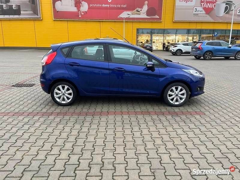Używany Ford Fiesta 2014 Niebieski Hatchback