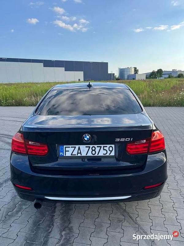 Używany BMW 320 184 KM (135 kW) 2012