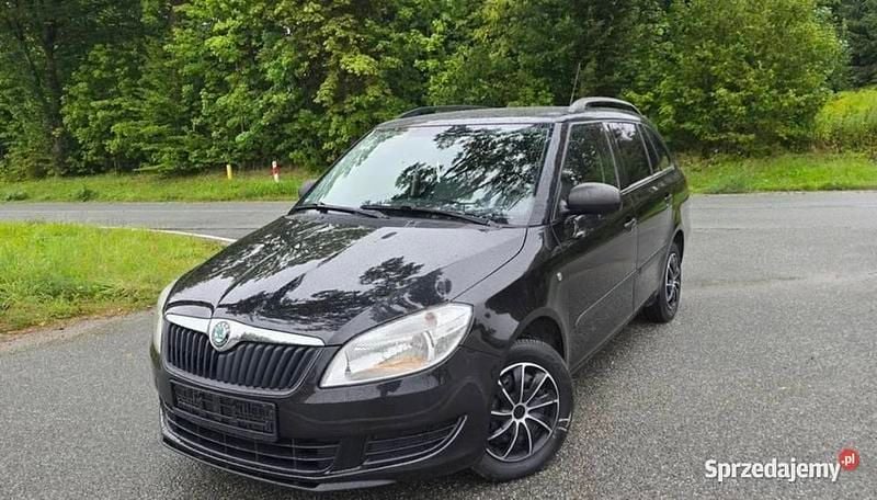 Używany 2011 Skoda Fabia Active Sedan/Limuzyna | 13 000 zł (Uczciwa cena) - Obraz 1/4