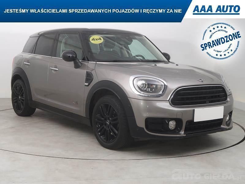Używany Mini Countryman 2018 Srebrny SUV