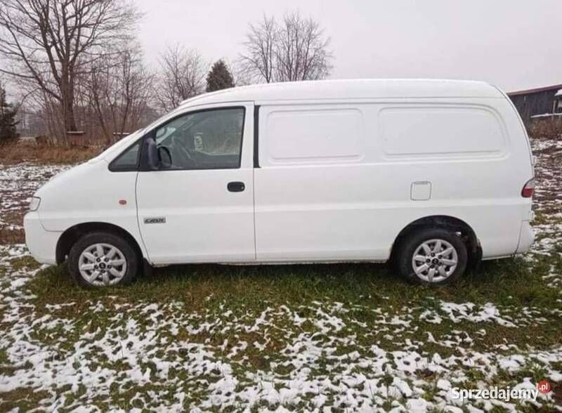 Używany 2006 Hyundai H-1 Minivan | 2650 zł - Obraz 1/4
